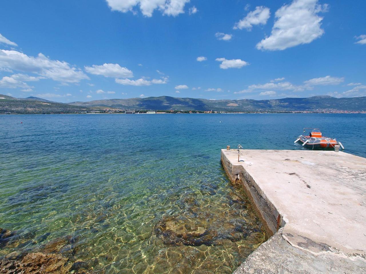Apartment Mornar-2 By Interhome Trogir Exterior foto